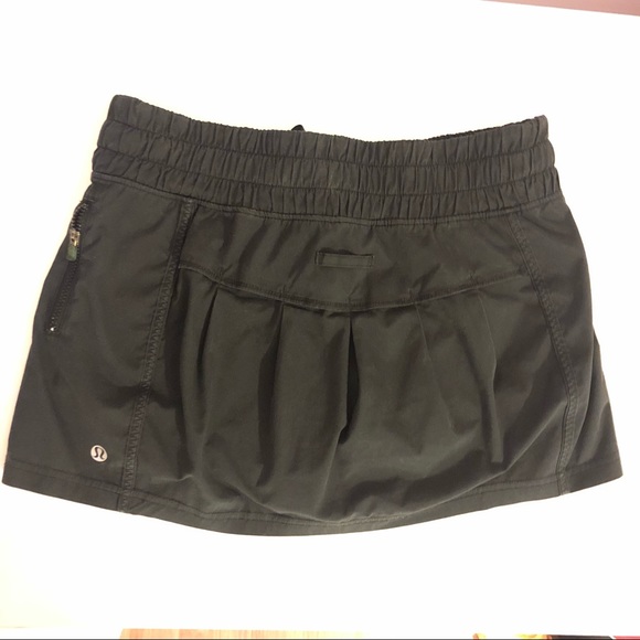 Lululemon black tennis skort size 4 - Picture 2 of 9